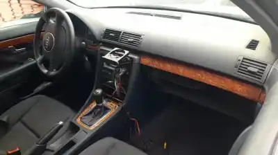 Здавання транспортного засобу audi a4 b6 (8e2) 2.0 року 2001 потужний alt