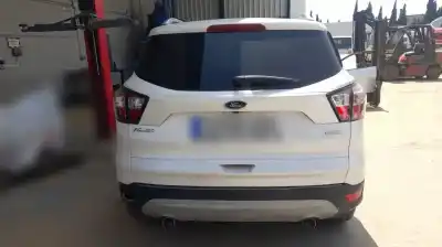 Здавання транспортного засобу ford kuga (cbs) m8mc року 2017 потужний m8mc
