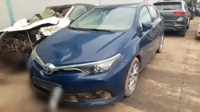Veículo de Sucata toyota auris (e18) 8nr do ano 2016 alimentado 8nr
