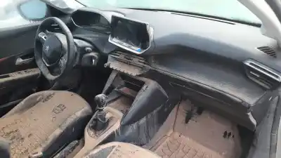 Sloopvoertuig peugeot 208 (p2) yh01 van het jaar 2023 aangedreven yh01