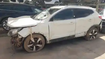 Vehículo de desguace NISSAN QASHQAI (J11E)  del año 2014 con motor K9K