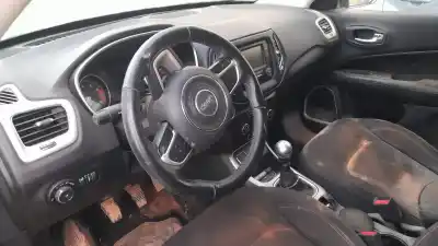 Véhicule à la ferraille jeep compass (mp) 55263624 de l'année 2011 alimenté 55263624