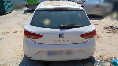 Véhicule à la ferraille seat leon (5f1) 1.2 tsi de l'année 2016 alimenté cyvb