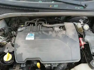 Verschrottungsfahrzeug renault clio iii d4f740 des jahres 2011 angetrieben d4f740