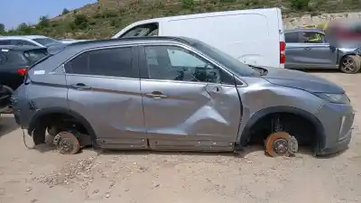 Здавання транспортного засобу mitsubishi                                         eclipse cross (gk0w)                                                                                                                                                                                                                                       4b40 року 2019 потужний 4b40