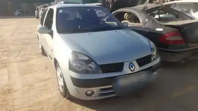 Scrapping Vehicle renault clio ii fase i (b/cb0) f9q780 of the year 2002 powered f9q780