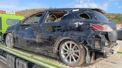 Sloopvoertuig LEXUS CT (ZWA10) 2ZRFXE van het jaar 2011 aangedreven 2ZRFXE
