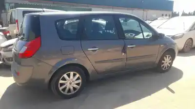 Veículo de Sucata renault scénic ii (jm0/1_) 1.5 dci (jm1e, jm16) do ano 2007 alimentado k9k732