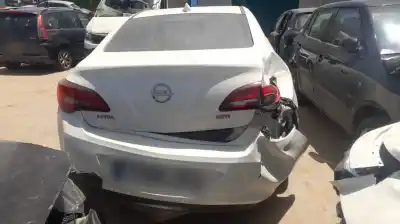 Здавання транспортного засобу opel astra j berlina 5p b16dth року 2017 потужний b16dth