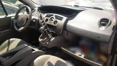 Здавання транспортного засобу renault scénic ii (jm0/1_) 1.9 dci (jm0g, jm12, jm1g, jm2c) року 2004 потужний f9q812