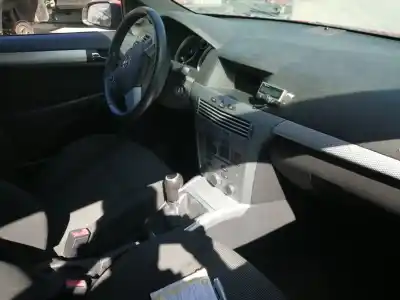 Здавання транспортного засобу opel astra h gtc d-z19dth року 2006 потужний z19dth