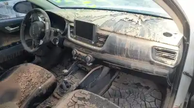 Здавання транспортного засобу kia stonic (yb) 1.2 cvvt року 2023 потужний g4lf