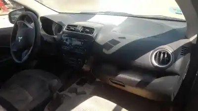 Veicolo di demolizione mitsubishi space star (a00) 3a92 dell'anno 2014 alimentato 3a92