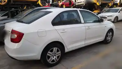 Здавання транспортного засобу skoda rapid spaceback (nh) cayc року 2014 потужний cayc