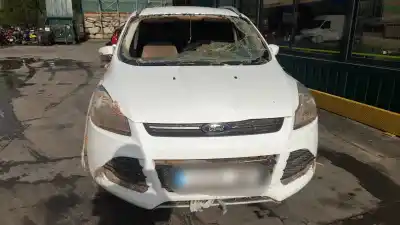 Veicolo di demolizione ford kuga (cbs) xrma dell'anno 2015 alimentato xrma