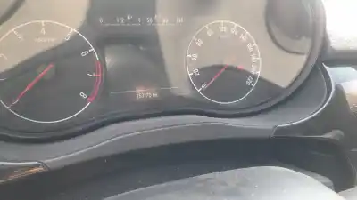 Здавання транспортного засобу opel corsa e b14xel року 2016 потужний b14xel