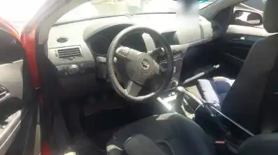 Здавання транспортного засобу opel astra h gtc z18xe року 2005 потужний z18xe