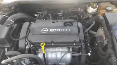 Véhicule à la ferraille opel astra j berlina 5p b16xer de l'année 2015 alimenté b16xer
