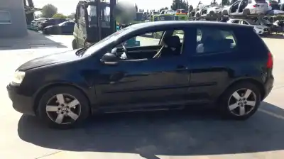 Veicolo di demolizione volkswagen golf v (1k1) 1.9 tdi dell'anno 2006 alimentato bxe