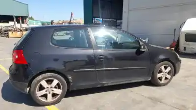 Veicolo di demolizione volkswagen golf v (1k1) 1.9 tdi dell'anno 2006 alimentato bxe