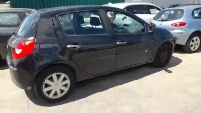 Véhicule à la ferraille renault clio iii k9k766 de l'année 2008 alimenté k9k766