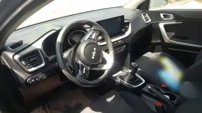 Здавання транспортного засобу kia xceed g4lh року 2022 потужний g4lh