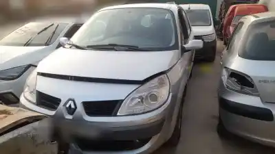 Veicolo di demolizione renault scénic ii (jm0/1_) 1.6 16v (jm1r) dell'anno 2007 alimentato k4m766
