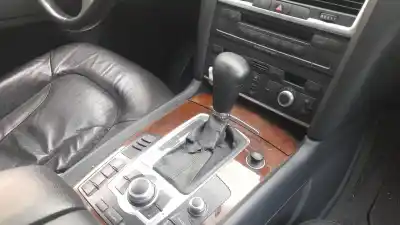 Vehicul casat audi q7 (4l) bug al anului 2007 alimentat bug