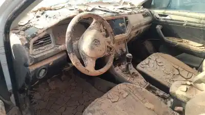 Scrapping Vehicle volkswagen t-roc (d11) dlaa of the year 2022 powered dlaa