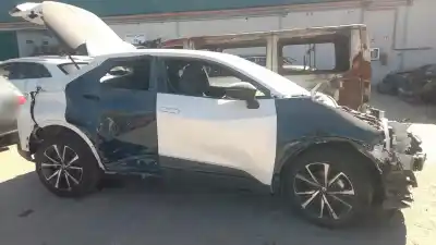 Veículo de Sucata toyota c-hr (x10) 2zr do ano 2024 alimentado 2zr