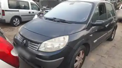 Vehículo de desguace RENAULT SCENIC II (JM)  del año 2005 con motor F9Q804
