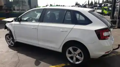 Veicolo di demolizione skoda rapid spaceback (nh) cjzc dell'anno 2016 alimentato cjzc