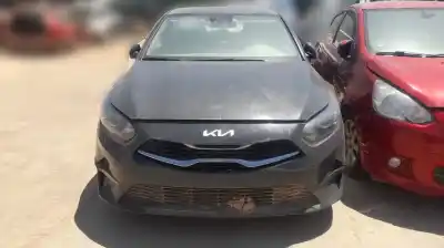 Здавання транспортного засобу kia ceed (cd) g3le року 2021 потужний g3le