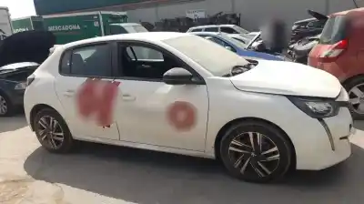 Veículo de Sucata peugeot 208 (p2) hn05 do ano 2023 alimentado hn05