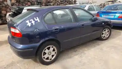 Здавання транспортного засобу seat leon (1m1) 1.6 16 v року 2001 потужний aus