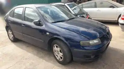 Здавання транспортного засобу seat leon (1m1) 1.6 16 v року 2001 потужний aus
