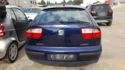 Здавання транспортного засобу seat leon (1m1) 1.6 16 v року 2001 потужний aus