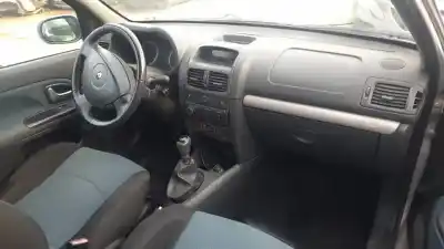 Verschrottungsfahrzeug renault clio ii fase ii (b/cb0) d4f des jahres 2007 angetrieben d4f