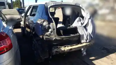 Veículo de Sucata ssangyong tivoli 673910 do ano 2015 alimentado 673910