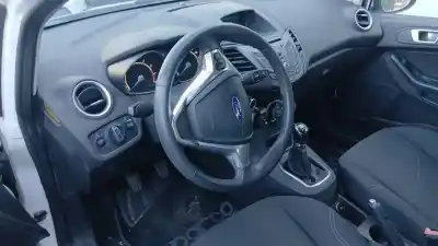 Здавання транспортного засобу ford fiesta (cnn) snjb року 2014 потужний snjb