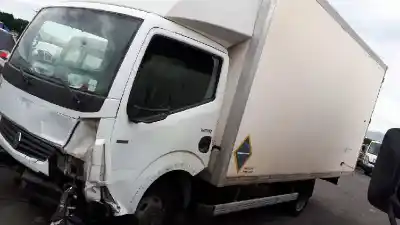 Veículo de Sucata RENAULT MAXITY FgDk 150.35/45 do ano 2010 alimentado ZD30