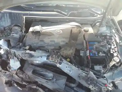 Veículo de Sucata opel insignia berlina cosmo do ano 2010 alimentado a20dth