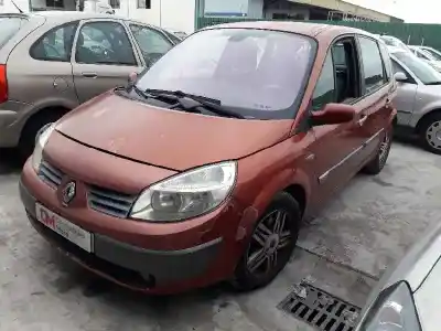 Veicolo di demolizione renault scenic ii 1.9 dci diesel dell'anno 2003 alimentato f9q d8