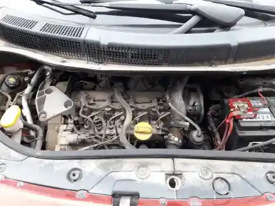 Veicolo di demolizione renault scenic ii 1.9 dci diesel dell'anno 2003 alimentato f9q d8