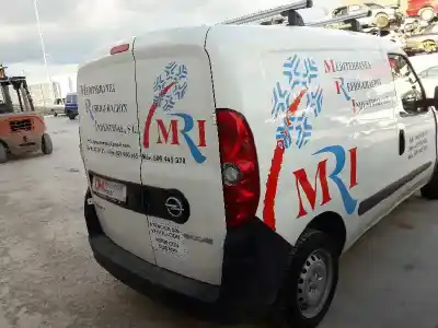 Здавання транспортного засобу opel combo d kasten l2h1 2.4t року 2015 потужний 263a2000