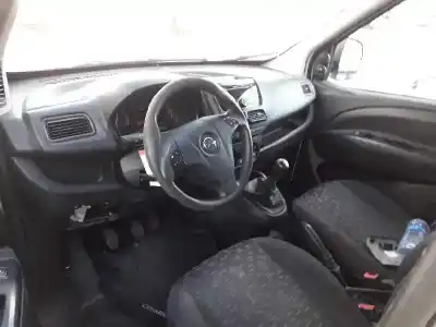 Здавання транспортного засобу opel combo d kasten l2h1 2.4t року 2015 потужний 263a2000