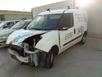 Здавання транспортного засобу opel combo d kasten l2h1 2.4t року 2015 потужний 263a2000