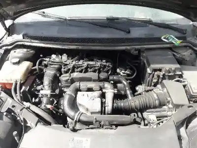 Veículo de Sucata ford focus sportbreak (cap) ghia do ano 2005 alimentado g8da