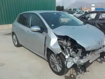 Veículo de Sucata PEUGEOT 208 Active do ano 2017 alimentado HM01