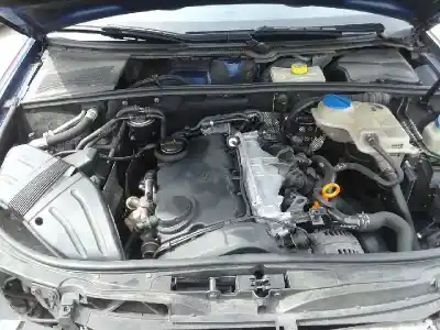 Veículo de Sucata audi a4 berlina (8e) 2.0 tdi do ano 2005 alimentado bre